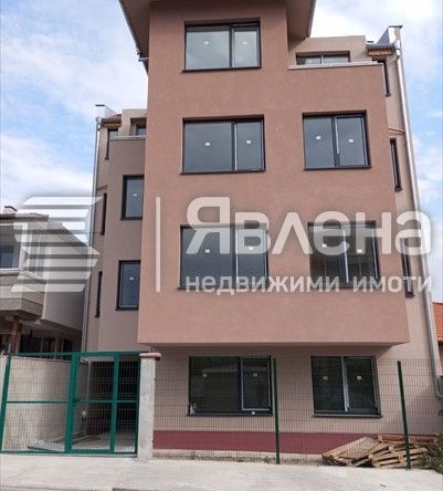 Тристаен апартамент в Бургас, Меден рудник - зона Г - 84 кв.м за 834 €/кв.м - Снимка #1