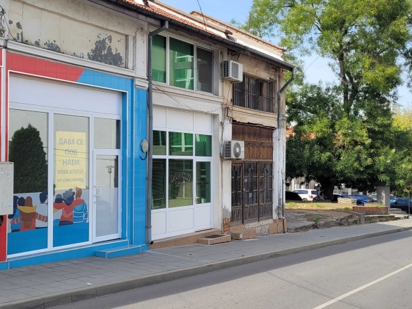 Дава се под наем Магазин в Харманли - 35 кв.м за 178.5 € - Снимка #1