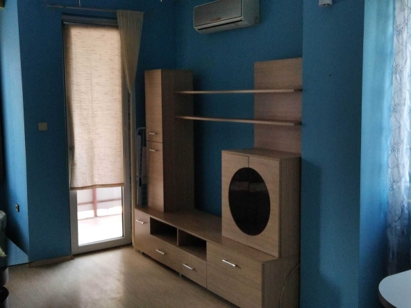 Дава се под наем Двустаен апартамент в Велико Търново, Център - 60 кв.м за 280.5 € - Снимка #1