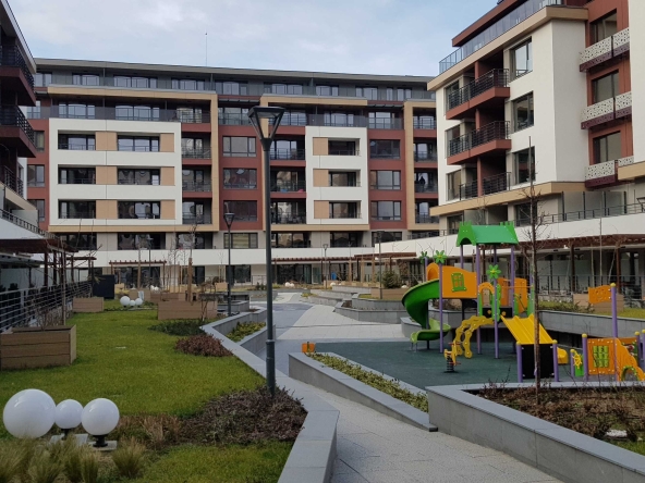 Дава се под наем Двустаен апартамент в Пловдив, Христо Смирненски - 60 кв.м за 357 € - Снимка #1