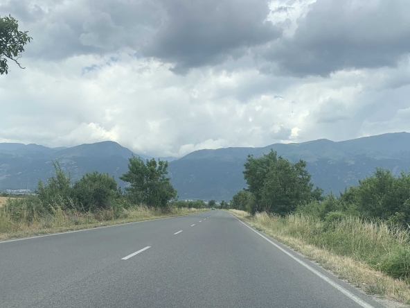 Парцел в Карлово - 3230 кв.м за 16 €/кв.м - Снимка #1