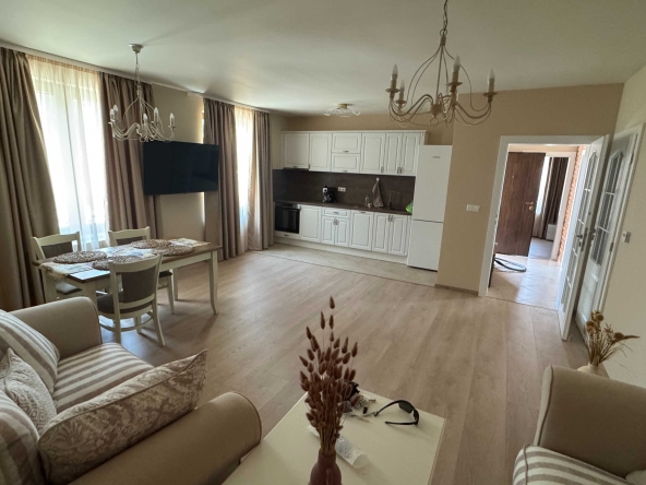 Дава се под наем Двустаен апартамент в Пловдив, Беломорски - 74 кв.м за 700 € - Снимка #1