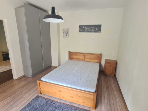 Дава се под наем Двустаен апартамент в София, Център - 65 кв.м за 750 € - Снимка #1