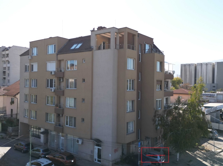 Дава се под наем Гараж / Паркомясто в София, НПЗ Хаджи Димитър - 8 кв.м за 51 € - Снимка #1