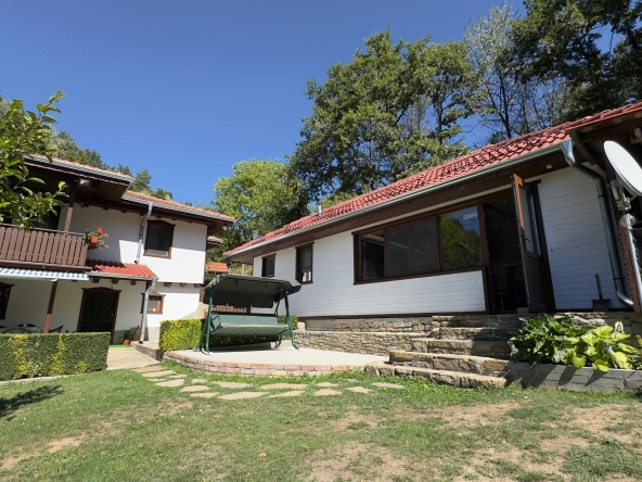 Къща в Трявна - 240 кв.м за 784 €/кв.м - Снимка #1