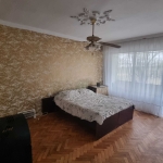 Дава се под наем Тристаен апартамент в Ловеч, Здравец - 64 кв.м за 204 € - Снимка #1