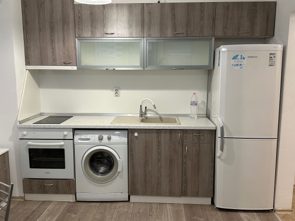 Дава се под наем Двустаен апартамент в Варна, Трошево - 50 кв.м за 418.71 € - Снимка #1