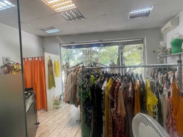 Магазин в Пловдив, Център - 80 кв.м за 1530 €/кв.м - Снимка #1
