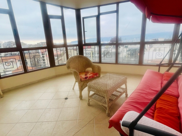 Мезонет в Варна, Лятно кино Тракия - 169 кв.м за 1238 €/кв.м - Снимка #1