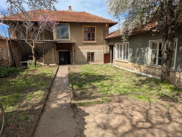 Къща в Разград, Житница - 111 кв.м за 667 €/кв.м - Снимка #1