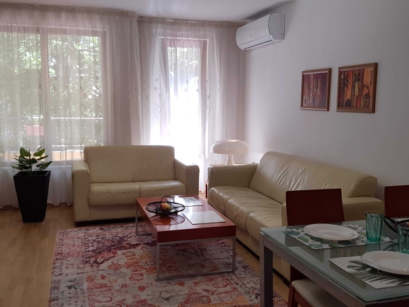 Дава се под наем Тристаен апартамент в Варна, Спортна зала - 86 кв.м за 700 € - Снимка #1