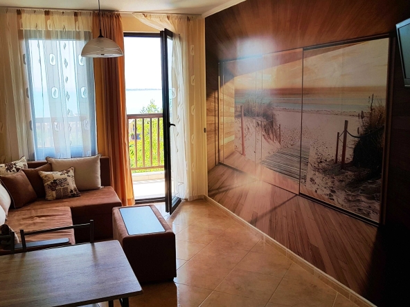 Тристаен апартамент в Свети Влас - 129 кв.м за 989 €/кв.м - Снимка #1