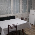 Дава се под наем Двустаен апартамент в Търговище, Запад 1 - 68 кв.м за 204 € - Снимка #1