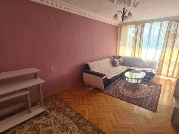Двустаен апартамент в Разград, Бели Лом - 80 кв.м за 1212 €/кв.м - Снимка #1
