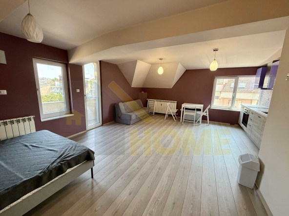 Дава се под наем Едностаен апартамент в Пловдив, Кършияка - 40 кв.м за 306 € - Снимка #1