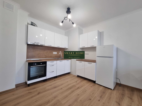 Дава се под наем Тристаен апартамент в Велико Търново, Акация - 75 кв.м за 408 € - Снимка #1