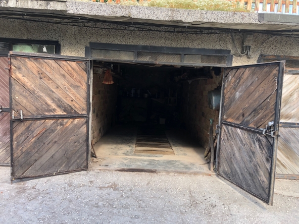 Дава се под наем Гараж / Паркомясто в Добрич, Дружба 2 - 16 кв.м за 51 € - Снимка #1