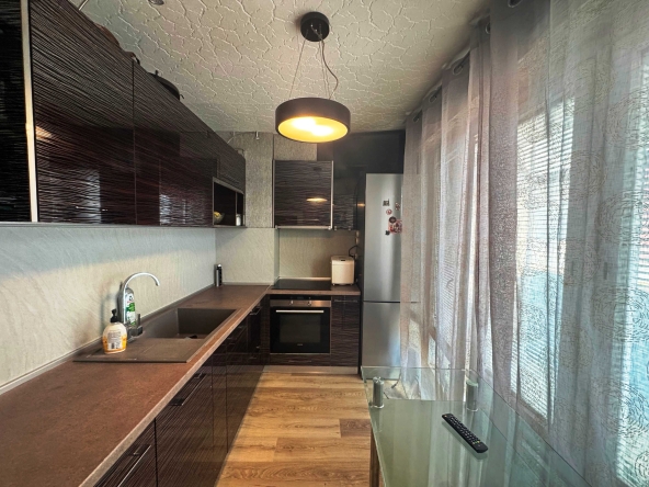 Двустаен апартамент в Русе, Център - 60 кв.м за 917 €/кв.м - Снимка #1