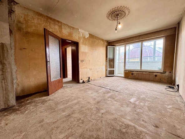 Тристаен апартамент в Велико Търново, Бузлуджа - 75 кв.м за 1000 €/кв.м - Снимка #1