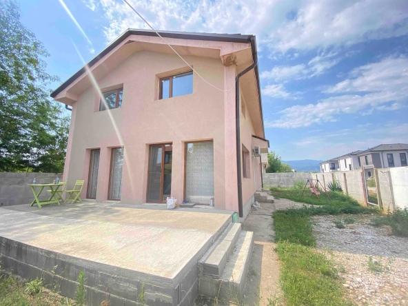 Къща в Пловдив, Беломорски - 192 кв.м за 1459 €/кв.м - Снимка #1