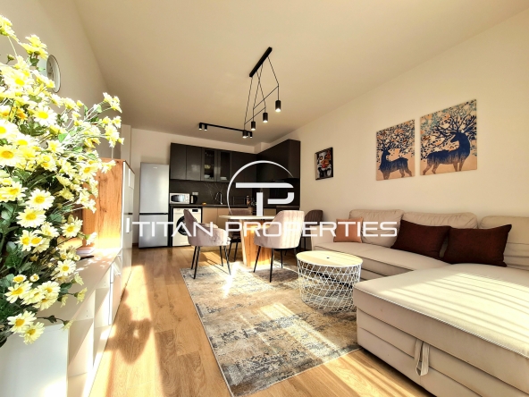 Дава се под наем Двустаен апартамент в Пловдив, Център - 72 кв.м за 750 € - Снимка #1