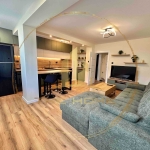 Дава се под наем Четиристаен апартамент в Варна, Лятно кино Тракия - 101 кв.м за 1350 € - Снимка #1