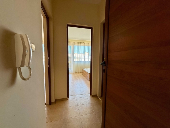 Едностаен апартамент в к.к. Слънчев бряг - 67 кв.м за 1138 €/кв.м - Снимка #1