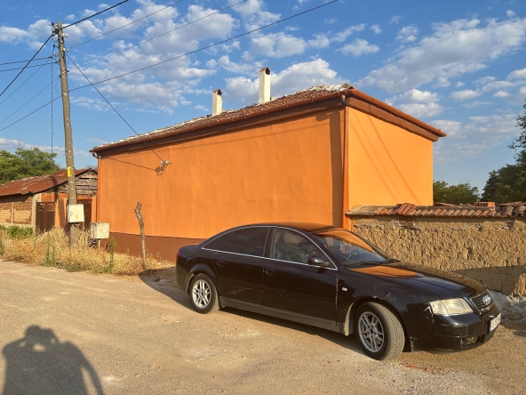 Къща в с. Гранит, Област Стара Загора - 120 кв.м за 500 €/кв.м - Снимка #1