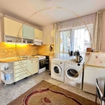 Дава се под наем Тристаен апартамент в Варна, Колхозен пазар - 70 кв.м за 350 € - Снимка #1