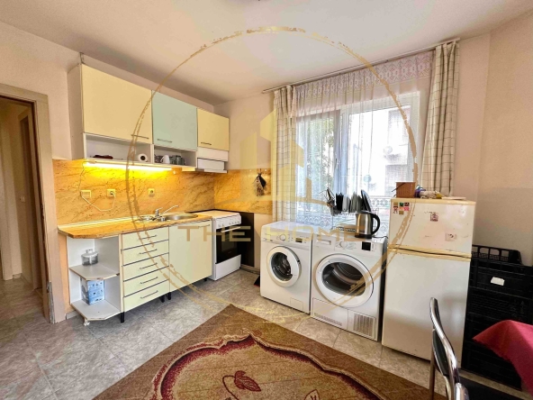 Дава се под наем Тристаен апартамент в Варна, Колхозен пазар - 70 кв.м за 350 € - Снимка #1