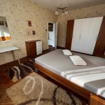 Дава се под наем Тристаен апартамент в София, Стрелбище - 110 кв.м за 750 € - Снимка #1