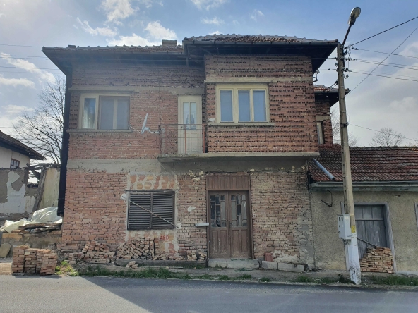 Къща в с. Пушево, Област Велико Търново - 160 кв.м за 513 €/кв.м - Снимка #1