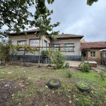 Къща в Добрич, Център - 207 кв.м за 112 €/кв.м - Снимка #1