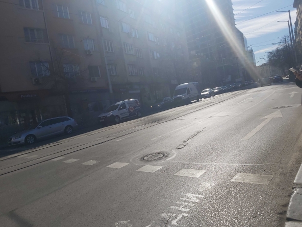 Тристаен апартамент в София, Център - 75 кв.м за 3732 €/кв.м - Снимка #1