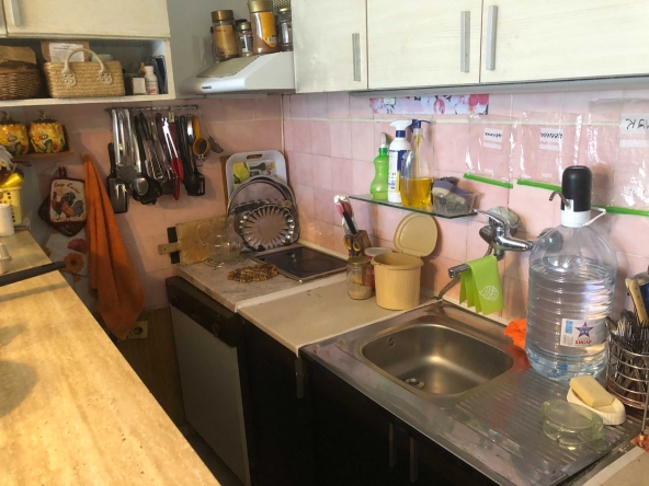 Дава се под наем Двустаен апартамент в София, 7-ми 11-ти километър - 45 кв.м за 225000 € - Снимка #1