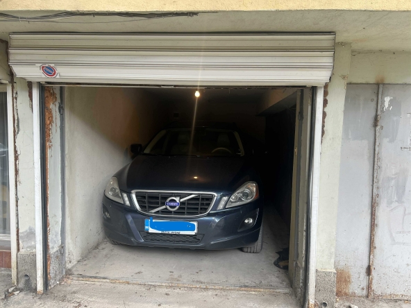 Гараж / Паркомясто в Варна, Цветен квартал - 14 кв.м за 2643 €/кв.м - Снимка #1