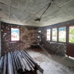 Къща в Чепеларе - 470 кв.м за 160 €/кв.м - Снимка #1