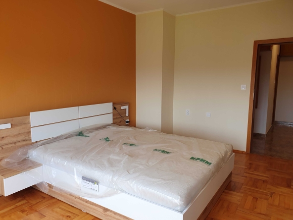 Двустаен апартамент в Севлиево - 72 кв.м за 1042 €/кв.м - Снимка #1