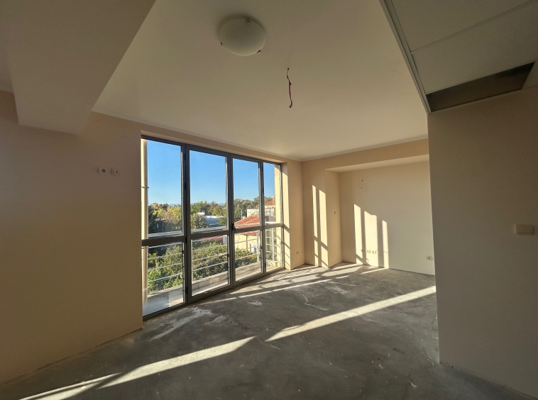 Дава се под наем Офис в Раднево - 30 кв.м за 5.1 € - Снимка #1