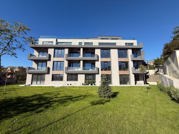 Двустаен апартамент в Варна, м-т Траката - 64 кв.м за 2422 €/кв.м - Снимка #1