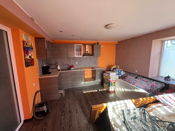 Къща в Казанлък - 170 кв.м за 1020 €/кв.м - Снимка #1