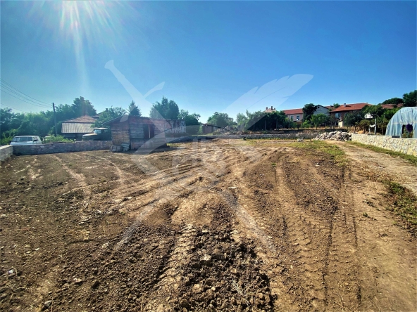 Парцел в с. Чешнегирово, Област Пловдив - 700 кв.м за 53 €/кв.м - Снимка #1