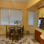 Тристаен апартамент в Шумен, Добруджански - 77 кв.м за 1458 €/кв.м - Снимка #1