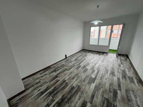 Двустаен апартамент в Казанлък - 75 кв.м за 1666 €/кв.м - Снимка #1