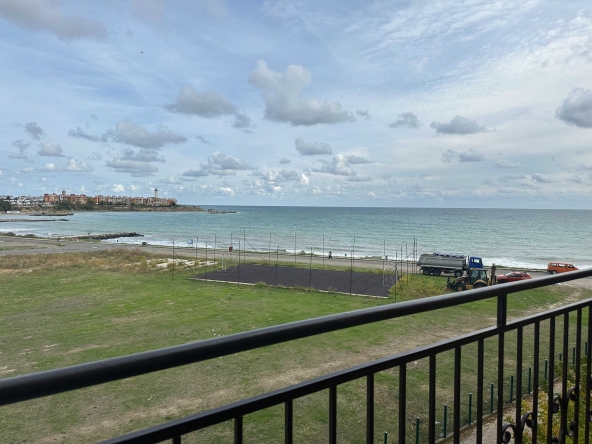 Двустаен апартамент в Ахелой - 81 кв.м за 1173 €/кв.м - Снимка #1