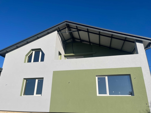 Къща в Крън - 310 кв.м за 904 €/кв.м - Снимка #1