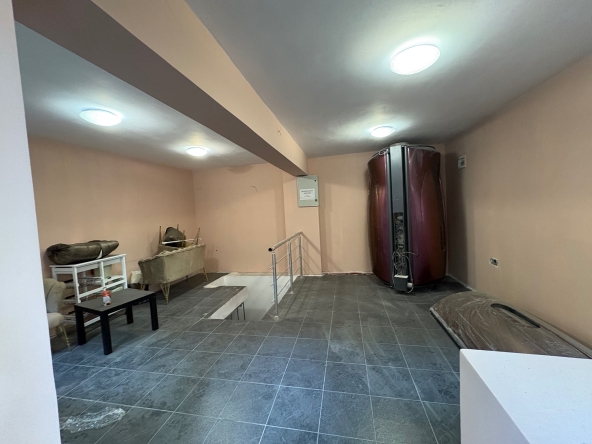 Офис в Варна, Кайсиева градина - 54 кв.м за 1112 €/кв.м - Снимка #1