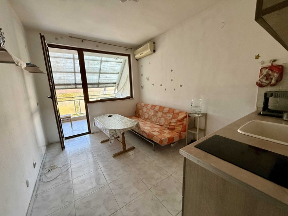 Дава се под наем Двустаен апартамент в Пловдив, Център - 50 кв.м за 306 € - Снимка #1