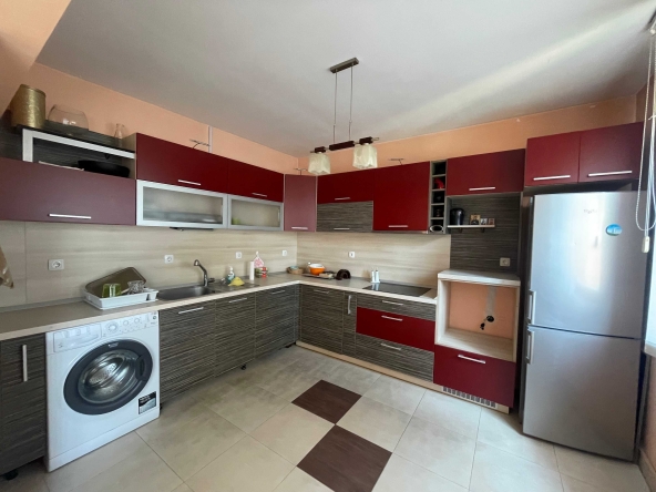 Многостаен апартамент в Благоевград, Широк център - 120 кв.м за 1609 €/кв.м - Снимка #1