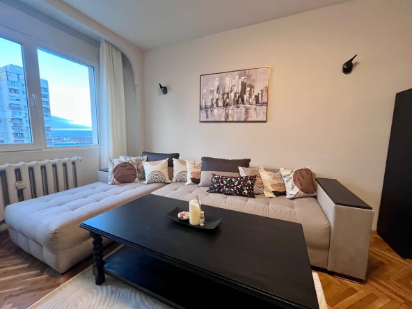 Дава се под наем Тристаен апартамент в София, Люлин 3 - 82 кв.м за 510 € - Снимка #1